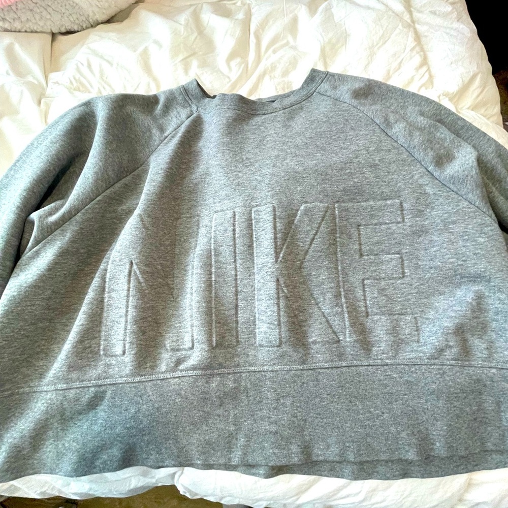 nike crewneck